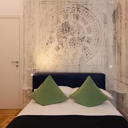 Pignatelli Rooms Naples Extérieur photo