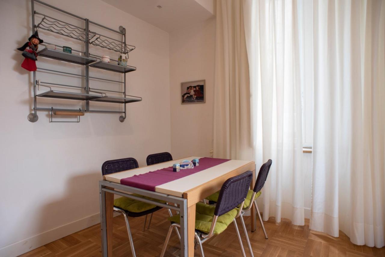 Pignatelli Rooms Naples Extérieur photo